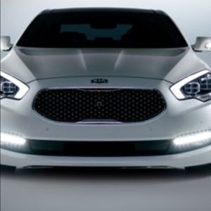 Meet your Posher, Adam